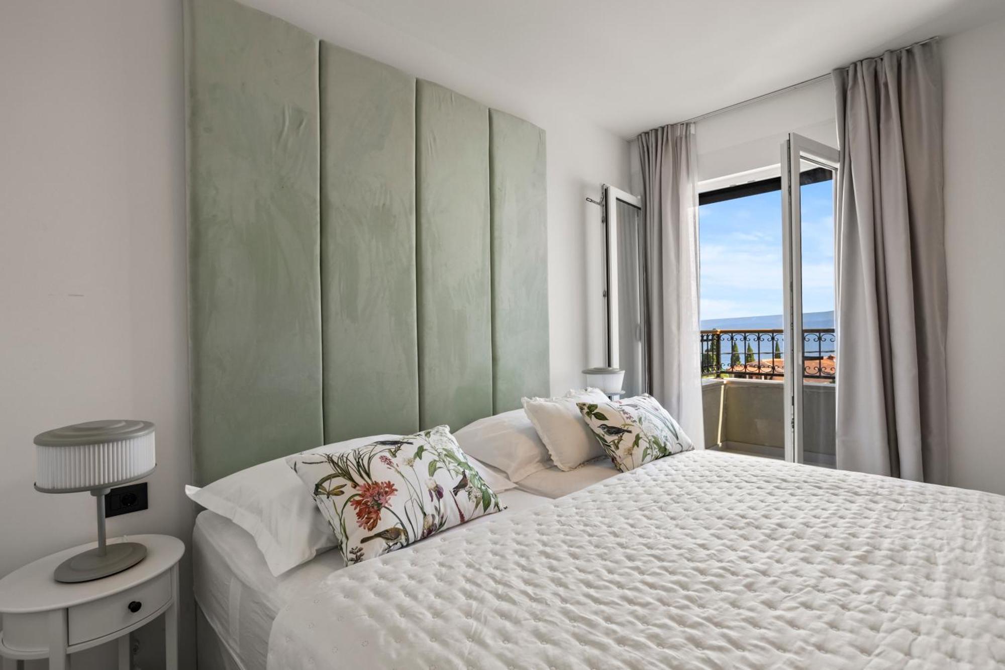 Apartamento Luxury Penthouse Duće Exterior foto