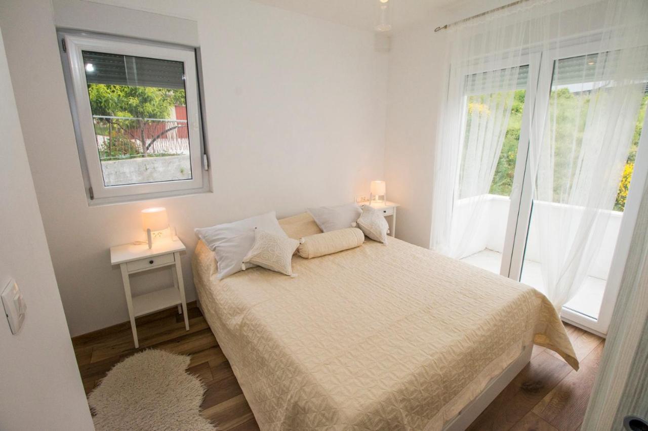 Apartamento Luxury Penthouse Duće Exterior foto
